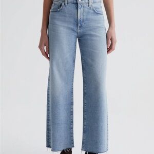 AG denim Saige wide leg crop